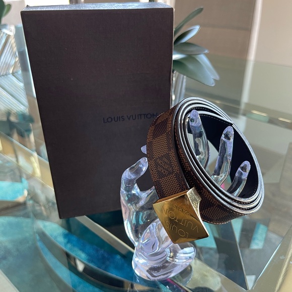 LV Damier Ebene Belt - Picture 4 of 15